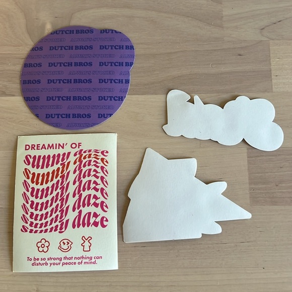 Dutch Bros 4 pack - Picture 2 of 6